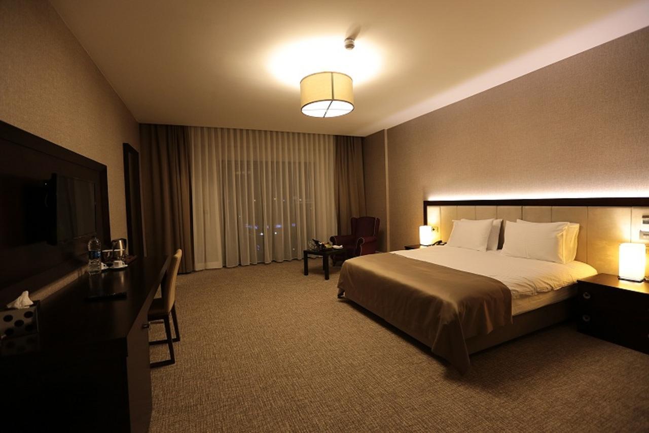 Heybeli Hotel Mudanya Exteriör bild