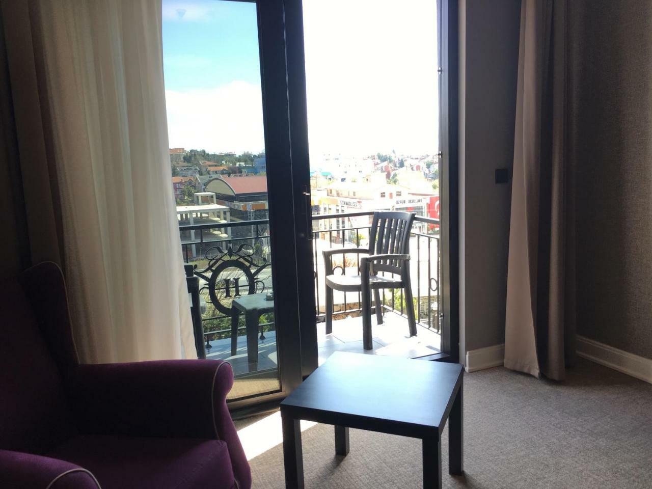 Heybeli Hotel Mudanya Exteriör bild